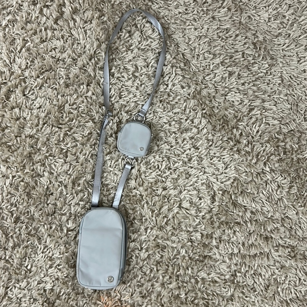 Lululemon bag